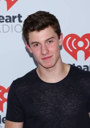 Shawn Mendes arrives for the iHeartRadio Music Festival at the MGM Grand in Las Vegas, Nevada on September 19, 2015.  LAV20150919110 JAMESxATOA