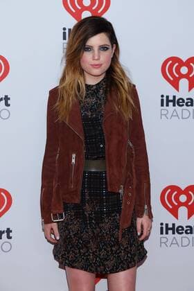 Sydney Sierota arrives for the iHeartRadio Music Festival at the MGM Grand in Las Vegas, Nevada on September 19, 2015.  LAV20150919130 JAMESxATOA