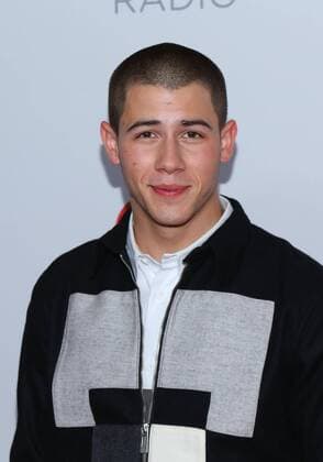Nick Jonas arrives for the iHeartRadio Music Festival at the MGM Grand in Las Vegas, Nevada on September 19, 2015.  LAV20150919159 JAMESxATOA
