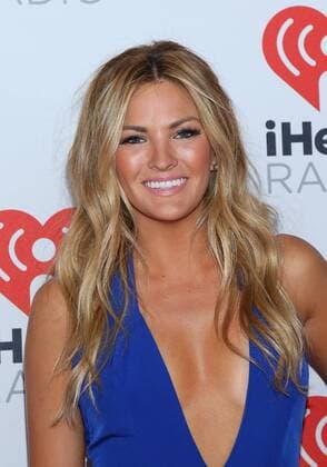 Becca Tilley arrives for the iHeartRadio Music Festival at the MGM Grand in Las Vegas, Nevada on September 19, 2015.  LAV20150919124 JAMESxATOA