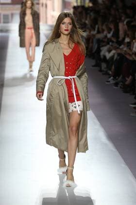 . 20 09 2015. London, United Kingdom. Topshop Unique show at London Fashion Week S S 2016-Day three.  xStephenxLockx xi-Imagesx IIM-11066-0020