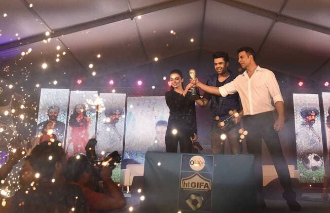 GURGAON, INDIA - SEPTEMBER 20: Bollywood actors Akshay Kumar, Amy Jackson and Manish Paul during the HT GIFA (Hindustan Times Great Indian Football Action) grand opening ceremony event in Tau Devi Lal stadium, on September 20, 2015 in Gurgaon, India. HT GIFA organized to encourage and kickstart an event that promises to be the perfect launch pad for some promising football talent of the Delhi-NCR and Gurgaon region. (Photo by Vipin Kumar Hindustan Times ) Hindustan Times Great Indian Football Action Opening Ceremony In Gurgaon