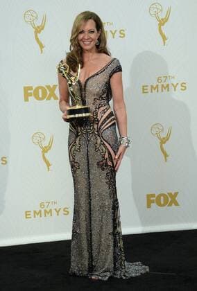 Allison Janney holds her Emmy for Outstanding Supporting Actress in a Comedy Series for her role on Mom at the 67th Primetime Emmy Awards in the Microsoft Theater in Los Angeles on September 20, 2015.  LAP2015092177 JIMxRUYMEN