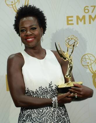 Actress Viola Davis, winner of Outstanding Lead Actress in a Drama Series for How to Get Away With Murder, holds her Emmy at the 67th Primetime Emmy Awards in the Microsoft Theater in Los Angeles on September 20, 2015.  LAP20150920277 JIMxRUYMEN