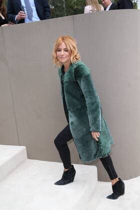 . 21 09 2015. London, United Kingdom. Sienna Miller arriving at the Burberry Prorsum show at London Fashion Week S S 2016-Day four.  xStephenxLockx xi-Imagesx IIM-11077-0011