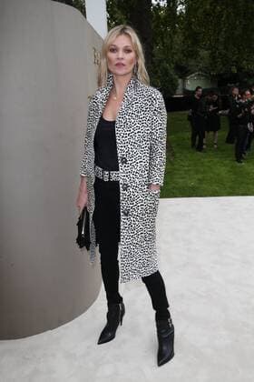 . 21 09 2015. London, United Kingdom. Kate Moss arriving at the Burberry Prorsum show at London Fashion Week S S 2016-Day four.  xStephenxLockx xi-Imagesx IIM-11077-0014