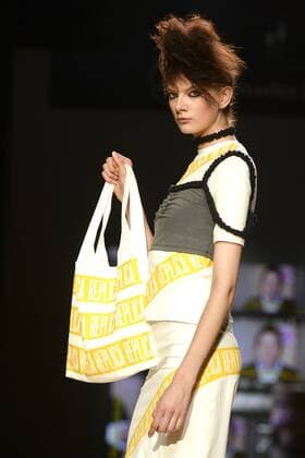 Model bei der Maria ke Fisherman Fashion Show auf der Mercedes-Benz Fashion Week Madrid Spring Summer 2016. Madrid, 20.09.2015 Maria ke Fisherman Model 