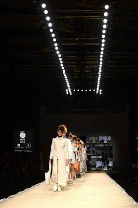 Models bei der Maria ke Fisherman Fashion Show auf der Mercedes-Benz Fashion Week Madrid Spring Summer 2016. Madrid, 20.09.2015 Maria ke Fisherman Models 