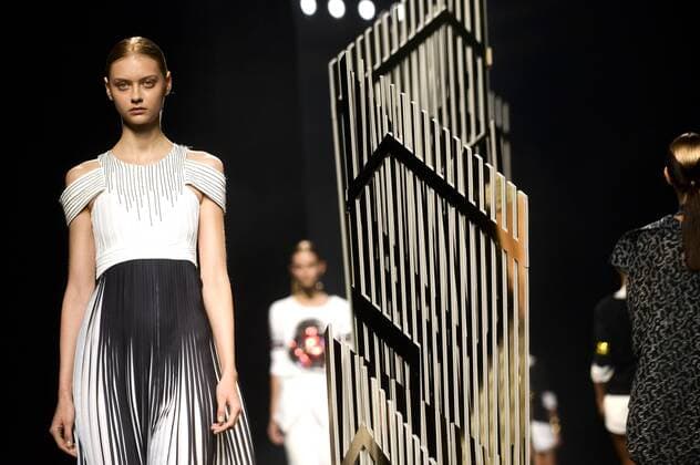 Model bei der Alvarno Fashion Show auf der Mercedes-Benz Fashion Week Madrid Spring Summer 2016. Madrid, 21.09.2015 Alvarno Model 
