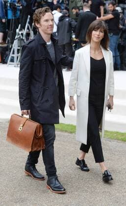 British actor Benedict Cumberbatch and wife Sophie Hunter attend Burberry Prorsum s Spring Summer 2016 catwalk show in London on September 21, 2015.  LON20150921124 RUNExHELLESTAD
