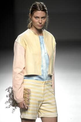 Model bei der Howl Fashion Show auf der Mercedes-Benz Fashion Week Madrid Spring Summer 2016. Madrid, 22.09.2015 Howl Model 