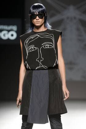 Model bei der 44 Fashion Show auf der Mercedes-Benz Fashion Week Madrid Spring Summer 2016. Madrid, 22.09.2015 44 Model 