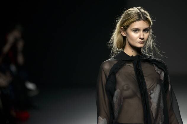 Model bei der Azabala Fashion Show auf der Mercedes-Benz Fashion Week Madrid Spring Summer 2016. Madrid, 22.09.2015 Azabala Model 