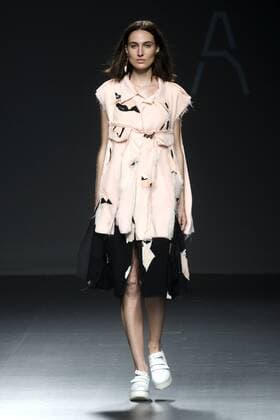 Model bei der Azabala Fashion Show auf der Mercedes-Benz Fashion Week Madrid Spring Summer 2016. Madrid, 22.09.2015 Azabala Model 
