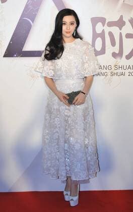 BEIJING, CHINA - SEPTEMBER 22: (CHINA OUT) Actress Fan Bingbing poses on the red carpet during the Zhang Shuai 2016 S S Collection & Haute Couture at National Agricultural Exhibition Center on September 22, 2015 in Beijing, China.  CFP473291338