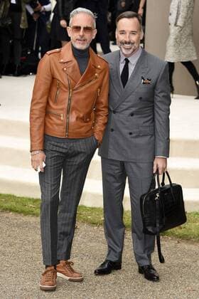 Patrick Cox und David Furnish bei der Burberry Prorsum Fashion Show auf der London Fashion Week SS16. London, 21.09.2015 Patrick Cox, David Furnish 