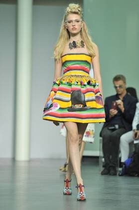 ENTERTAINMENT MODE Mailand Fashion Week - Stella Jean Modenschau Milan Fashion Week, Women Spring Summer 2016. Milano, Moda Donna, Primavera Estate 2016.STELLAJEAN Catwalk. Pictured: models  RiccardoxGiordano