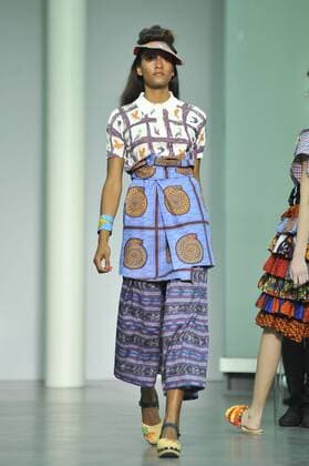ENTERTAINMENT MODE Mailand Fashion Week - Stella Jean Modenschau Milan Fashion Week, Women Spring Summer 2016. Milano, Moda Donna, Primavera Estate 2016.STELLAJEAN Catwalk. Pictured: models  RiccardoxGiordano