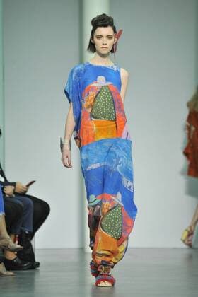 ENTERTAINMENT MODE Mailand Fashion Week - Stella Jean Modenschau Milan Fashion Week, Women Spring Summer 2016. Milano, Moda Donna, Primavera Estate 2016.STELLAJEAN Catwalk. Pictured: models  RiccardoxGiordano