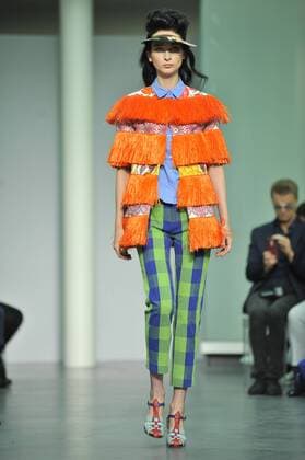 ENTERTAINMENT MODE Mailand Fashion Week - Stella Jean Modenschau Milan Fashion Week, Women Spring Summer 2016. Milano, Moda Donna, Primavera Estate 2016.STELLAJEAN Catwalk. Pictured: models  RiccardoxGiordano
