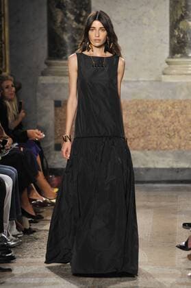 ENTERTAINMENT MODE Mailand Fashion Week - Blugirl Modenschau Milan Fashion Week, Women Spring Summer 2016. Milano, Moda Donna, Primavera Estate 2016. BLUGIRL catwalk Pictured: models  RiccardoxGiordano Fotosicki