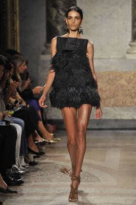 ENTERTAINMENT MODE Mailand Fashion Week - Blugirl Modenschau Milan Fashion Week, Women Spring Summer 2016. Milano, Moda Donna, Primavera Estate 2016. BLUGIRL catwalk Pictured: models  RiccardoxGiordano Fotosicki