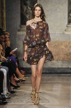 ENTERTAINMENT MODE Mailand Fashion Week - Blugirl Modenschau Milan Fashion Week, Women Spring Summer 2016. Milano, Moda Donna, Primavera Estate 2016. BLUGIRL catwalk Pictured: models  RiccardoxGiordano Fotosicki