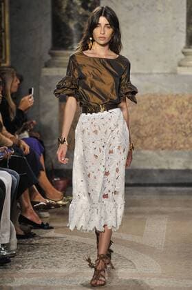 ENTERTAINMENT MODE Mailand Fashion Week - Blugirl Modenschau Milan Fashion Week, Women Spring Summer 2016. Milano, Moda Donna, Primavera Estate 2016. BLUGIRL catwalk Pictured: models  RiccardoxGiordano Fotosicki