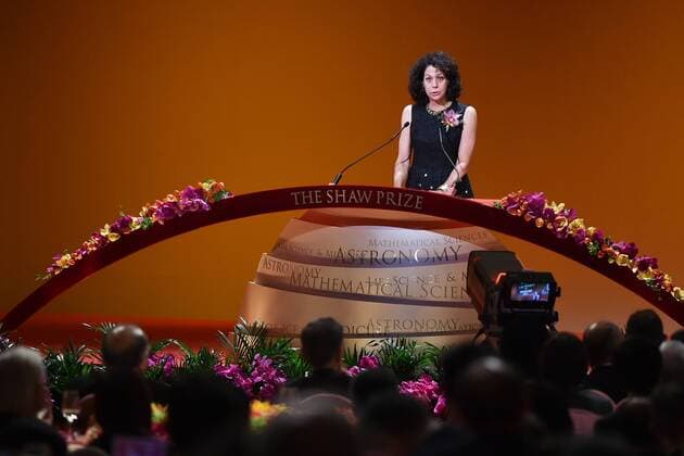 (150924) -- HONG KONG, Sept. 24, 2015 -- Professor Bonnie L. Bassler, winner of the Shaw Prize in Life Science and Medicine, speaks at the presentation ceremony of the annual Shaw Prize in Hong Kong, south China, Sept. 24, 2015. A presentation ceremony of the annual Shaw Prize was held Thursday in Hong Kong, with five U.S. and German scientists commended for their prominent work in astronomy, life science and medicine, and mathematical science. ) (zkr) CHINA-HONG KONG-SHAW PRIZE(CN) WuxYongjian