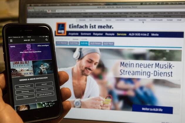 Symbolfoto: Aldi Life Musik, powered by Napster. Mit einem Angebot zum Kampfpreis wollen der Streaming-Dienst und der Discounter den deutschen Markt für Musik aus dem Netz aufmischen. Das Aldi-Angebot ist zwei Euro günstiger als die ähnlichen Dienste von Unternehmen wie Spotify und Apple.