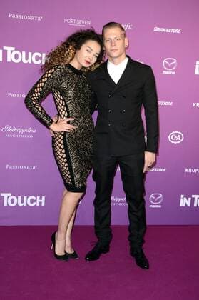 Ella Eyre und Lewi Morgan (Rixton) beim InTouch Icons & Idols Lifestyle-Event im Medienhafen. Düsseldorf, 24.09.2015 Foto:xO.xHausenx xFuturexImage