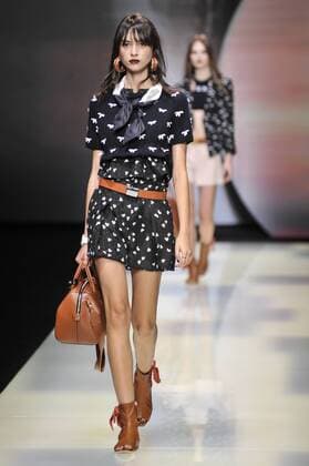 Milan Fashion Week, Women Spring Summer 2016. Milano, Moda Donna, Primavera Estate 2016. EMPORIO ARMANI catwalk Pictured:models  RiccardoxGiordano Fotosicki