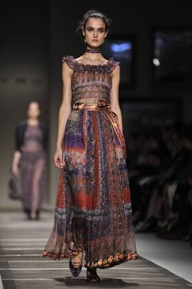Milan Fashion Week, Women Spring Summer 2016. Milano, Moda Donna, Primavera Estate 2016. ETRO catwalk Pictured: models  RiccardoxGiordano Fotosicki