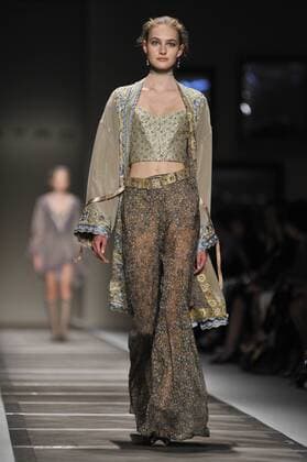 Milan Fashion Week, Women Spring Summer 2016. Milano, Moda Donna, Primavera Estate 2016. ETRO catwalk Pictured: models  RiccardoxGiordano Fotosicki