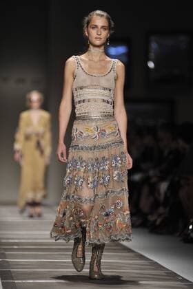 Milan Fashion Week, Women Spring Summer 2016. Milano, Moda Donna, Primavera Estate 2016. ETRO catwalk Pictured: models  RiccardoxGiordano Fotosicki