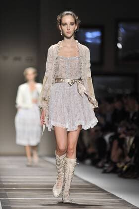 Milan Fashion Week, Women Spring Summer 2016. Milano, Moda Donna, Primavera Estate 2016. ETRO catwalk Pictured: models  RiccardoxGiordano Fotosicki