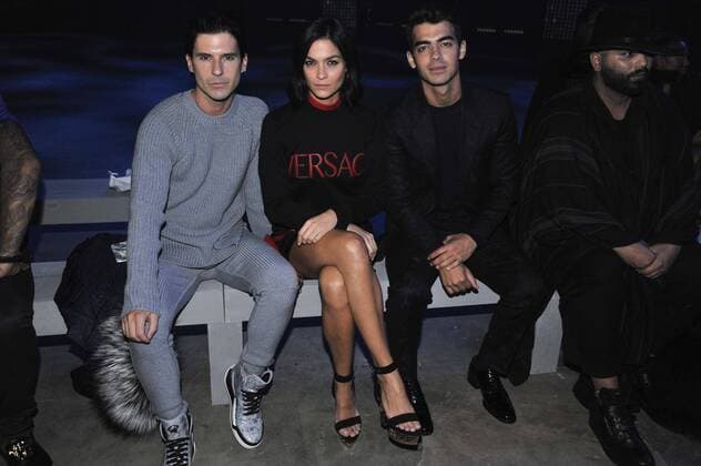 Milan Fashion Week, Women Spring Summer 2016. Milano, Moda Donna, Primavera Estate 2016. VERSACE arrivals Pictured: Leigh Lezark Joe Jonas  RiccardoxGiordanox Fotosicki