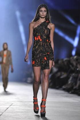 Milan Fashion Week, Women Spring Summer 2016. Milano, Moda Donna, Primavera Estate 2016. VERSACE catwalk Pictured: Models  RiccardoxGiordanox Fotosicki