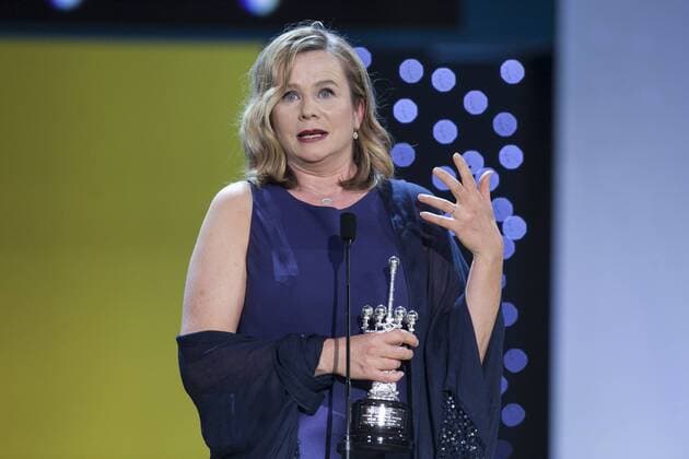 British actress Emily Watson receives the 2015 Donostia Award during the official ceremony at 63rd Donostia Zinemaldia (San Sebastian International Film Festival) in San Sebastian, Spain. September 25, 2015.  (20150925103)