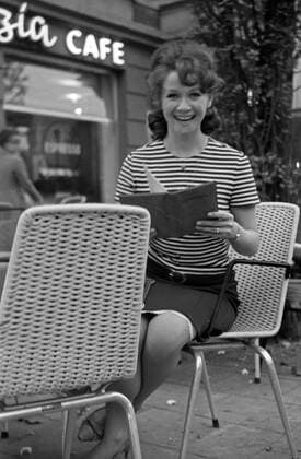 Die deutsche Schauspielerin Lotti Krekel zu Besuch in München, Deutschland 1960er Jahre. German actress Lotti Krekel visiting Munich, Germany 1960s. 24x36Neg69 Copyright: HeinzxBrowers UnitedArchives1000744