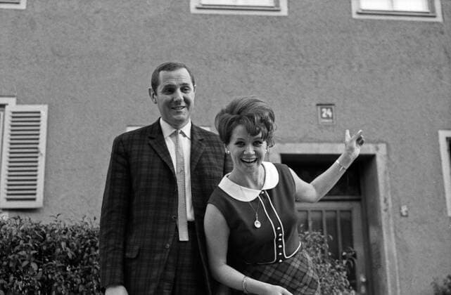 Die deutsche Schauspielerin Lotti Krekel zu Besuch in München, Deutschland 1960er Jahre. German actress Lotti Krekel visiting Munich, Germany 1960s. 24x36Neg74 Copyright: HeinzxBrowers UnitedArchives1000764
