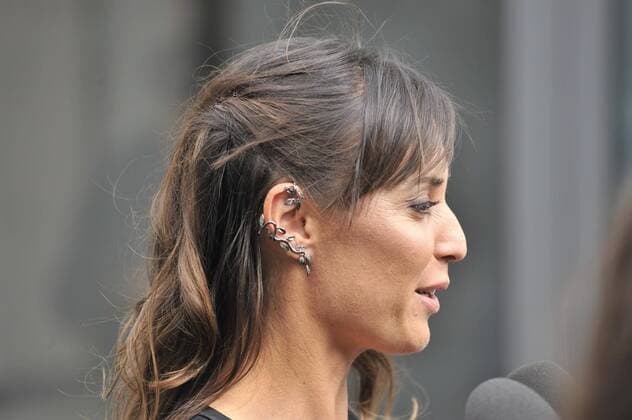 ENTERTAINMENT CELEBRITIES Mailand Fashion Week - Prominenz bei Giorgio Armani Modenschau Milan Fashion Week, Women Spring Summer 2016. Milano, Moda Donna, Primavera Estate 2016. GIORGIO ARMANI front row Pictured: Silvia Pennetta  RiccardoxGiorrdanox Fotosicki