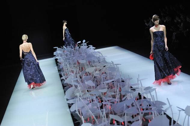 ENTERTAINMENT MODE Mailand Fashion Week - Giorgio Armani Modenschau Milan Fashion Week, Women Spring Summer 2016. Milano, Moda Donna, Primavera Estate 2016. GIORGIO ARMANIcatwalk Pictured: models  RiccardoxGiorrdanox Fotosicki