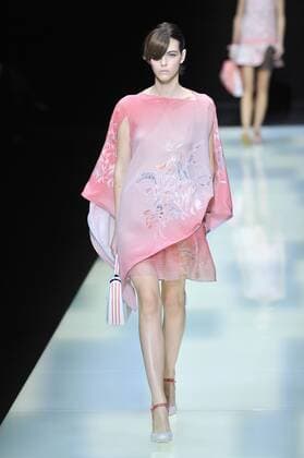 ENTERTAINMENT MODE Mailand Fashion Week - Giorgio Armani Modenschau Milan Fashion Week, Women Spring Summer 2016. Milano, Moda Donna, Primavera Estate 2016. GIORGIO ARMANIcatwalk Pictured: models  RiccardoxGiorrdanox Fotosicki