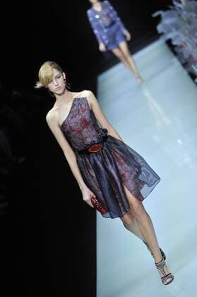ENTERTAINMENT MODE Mailand Fashion Week - Giorgio Armani Modenschau Milan Fashion Week, Women Spring Summer 2016. Milano, Moda Donna, Primavera Estate 2016. GIORGIO ARMANIcatwalk Pictured: models  RiccardoxGiorrdanox Fotosicki