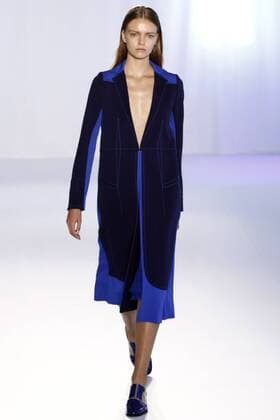 ENTERTAINMENT MODE Mailand Fashion Week - Mila Schön Modenschau Milan Fashion Week, Women Spring Summer 2016. Milano, Moda Donna, Primavera Estate 2016. MILA SCHON catwalk Pictured: models  SimonaxChioccia Fotosicki