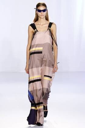 ENTERTAINMENT MODE Mailand Fashion Week - Mila Schön Modenschau Milan Fashion Week, Women Spring Summer 2016. Milano, Moda Donna, Primavera Estate 2016. MILA SCHON catwalk Pictured: models  SimonaxChioccia Fotosicki