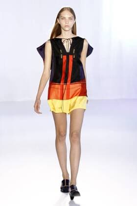 ENTERTAINMENT MODE Mailand Fashion Week - Mila Schön Modenschau Milan Fashion Week, Women Spring Summer 2016. Milano, Moda Donna, Primavera Estate 2016. MILA SCHON catwalk Pictured: models  SimonaxChioccia Fotosicki