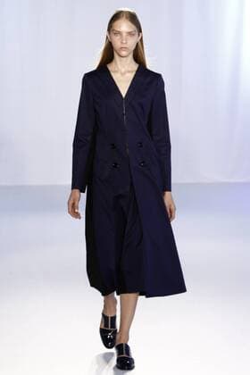 ENTERTAINMENT MODE Mailand Fashion Week - Mila Schön Modenschau ENTERTAINMENT MODE Mailand Fashion Week - Mila Schön Modenschau Milan Fashion Week, Women Spring Summer 2016. Milano, Moda Donna, Primavera Estate 2016. MILA SCHON catwalk Pictured: models  SimonaxChioccia Fotosicki
