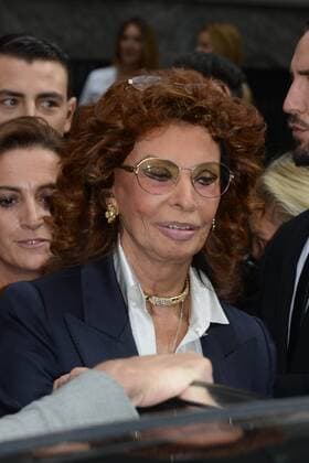 Milano, Guests arrivals at the Giorgio Armani fashion show, Milan Fashion week. Pictured: Sofia Loren  Comi Terenghi